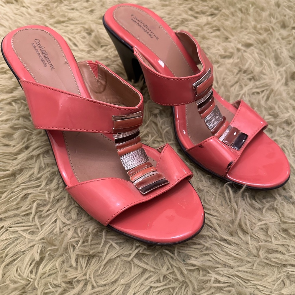 Croft & Barrow Pink Sandals with Silver Details